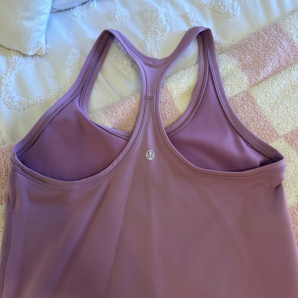 Lululemon tank top!